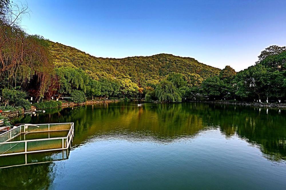 ホテル 玉皇山庄  杭州 エクステリア 写真