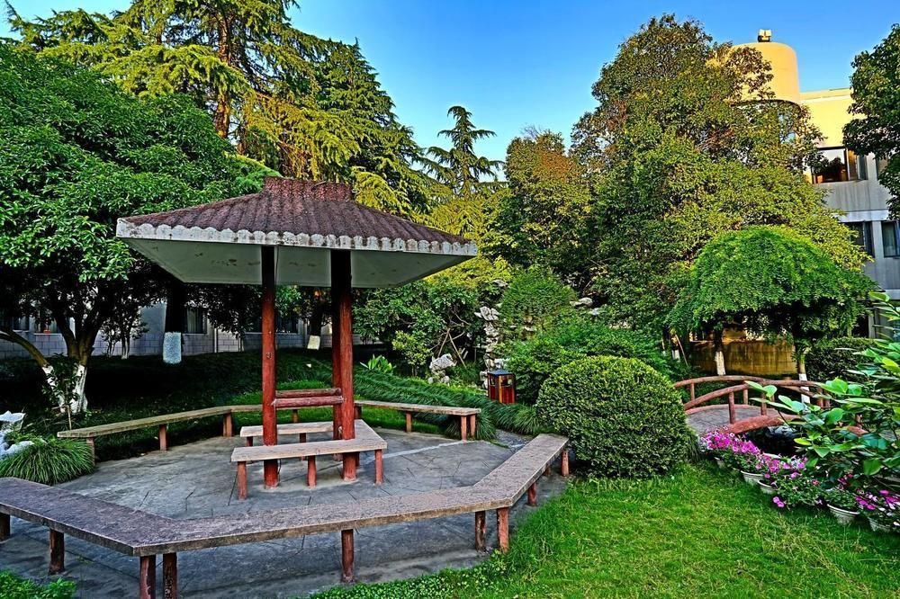 ホテル 玉皇山庄  杭州 エクステリア 写真