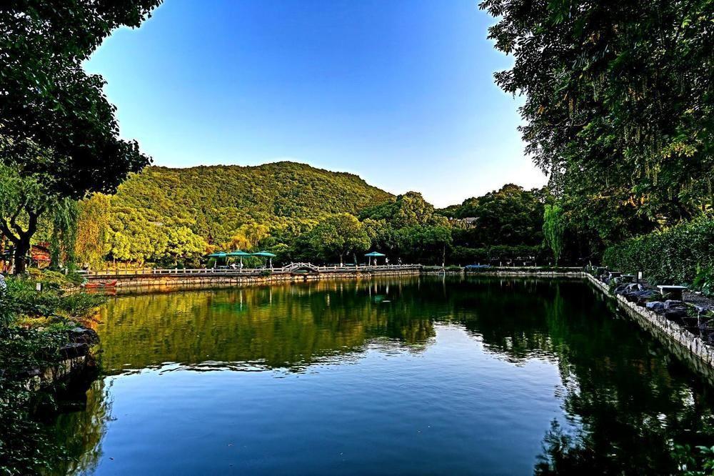 ホテル 玉皇山庄  杭州 エクステリア 写真